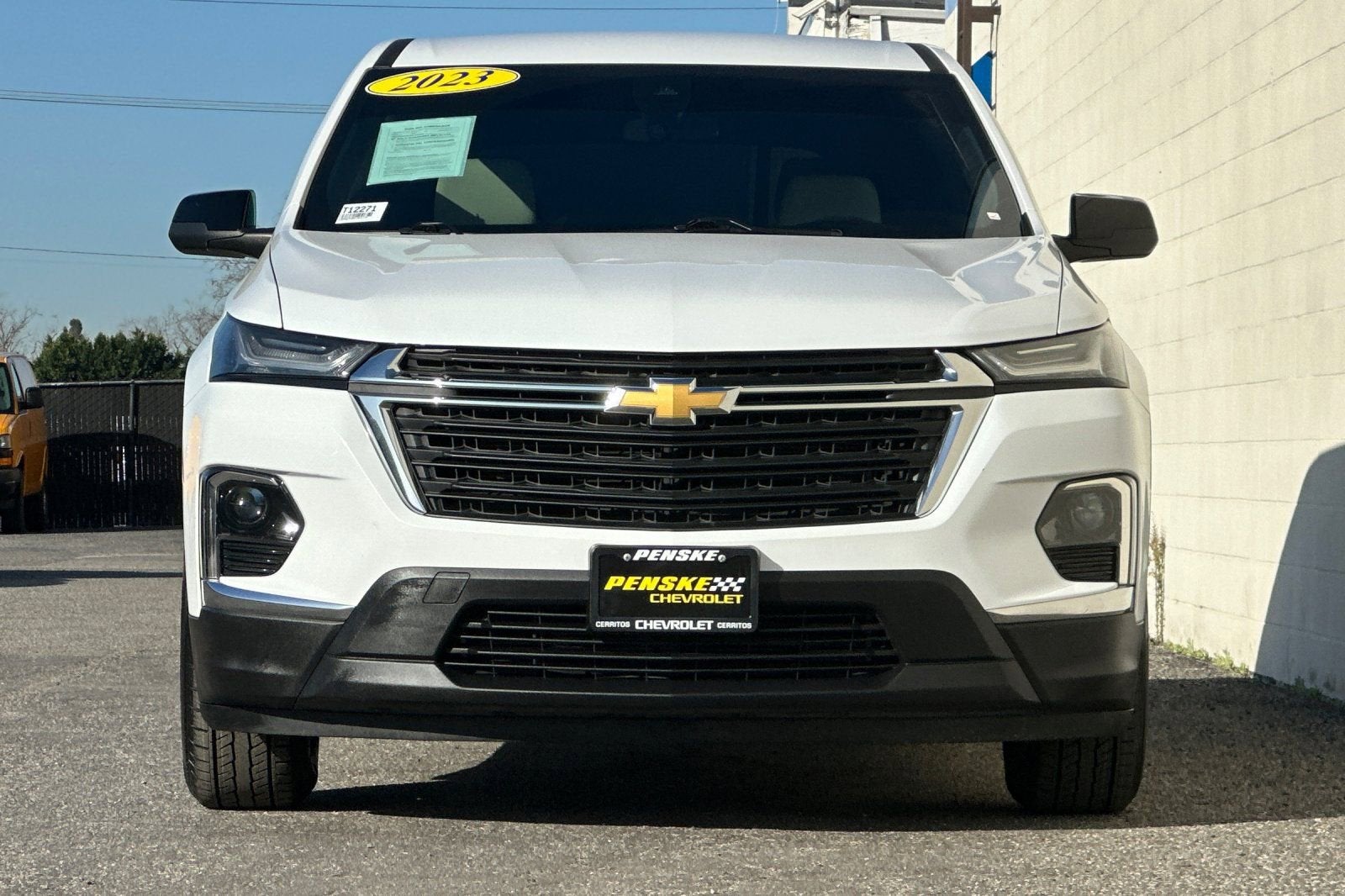 2023 Chevrolet Traverse LS