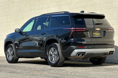 2024 Chevrolet Traverse LT