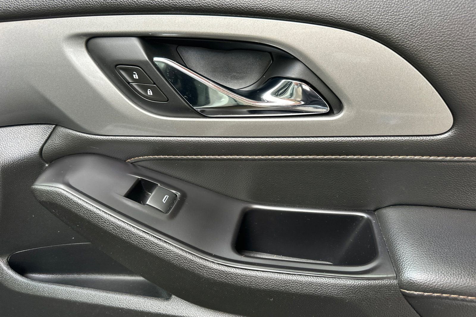 2020 Chevrolet Traverse RS