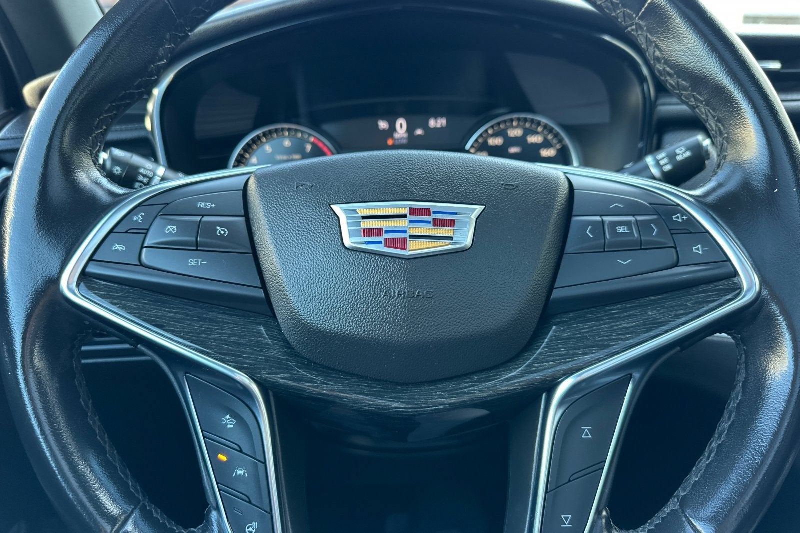 2022 Cadillac XT5 Premium Luxury
