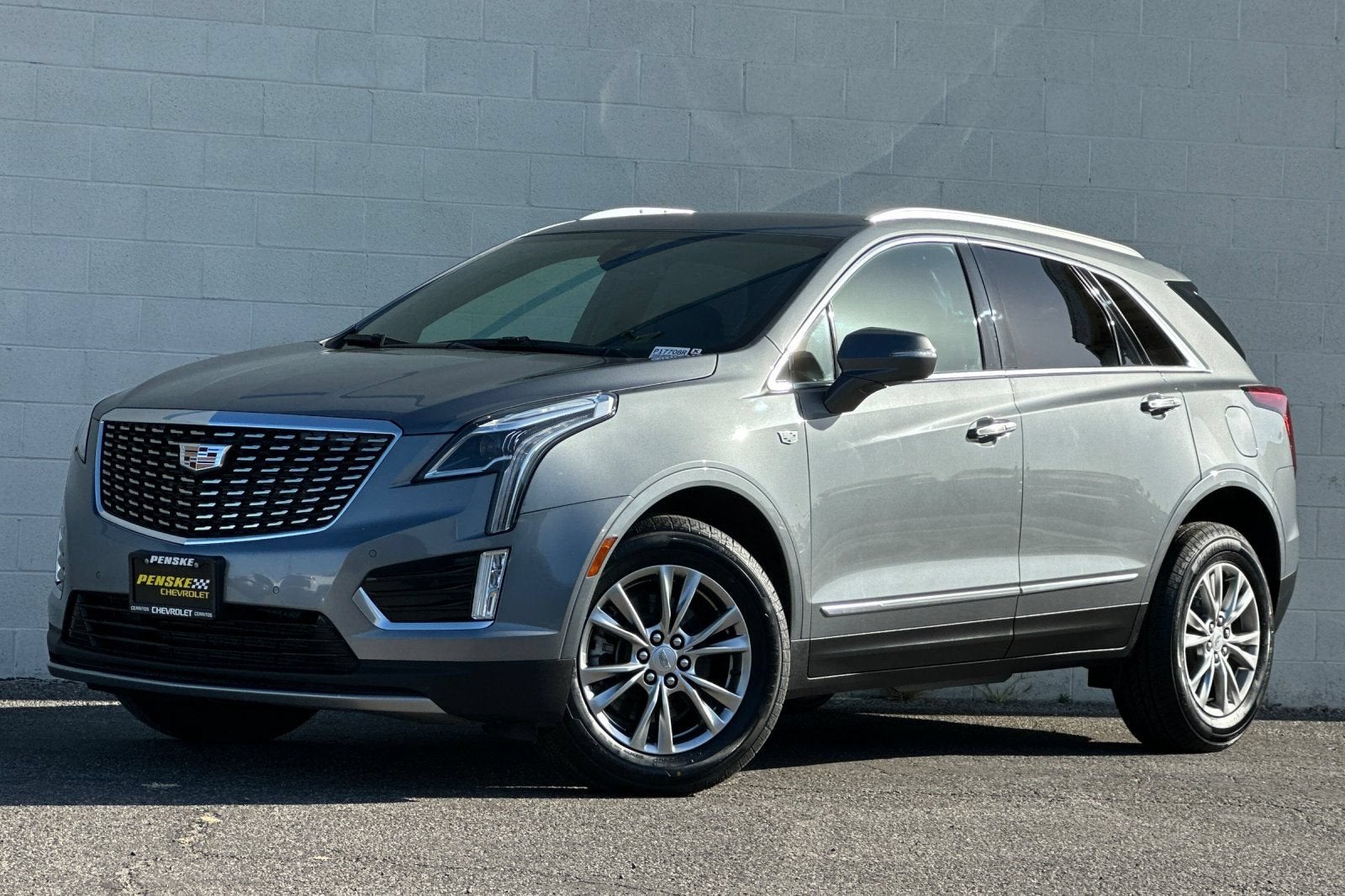 2022 Cadillac XT5 Premium Luxury