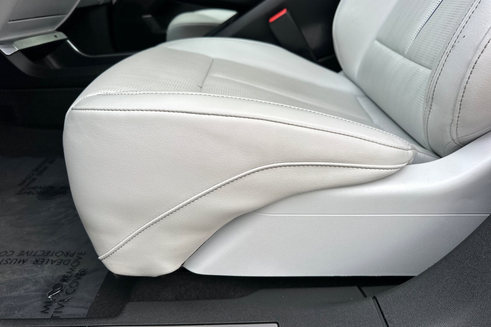 2024 Cadillac LYRIQ Luxury 1