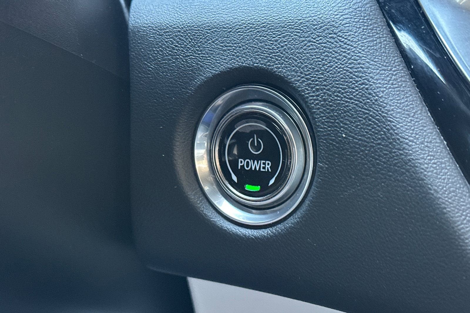 2024 Cadillac LYRIQ Luxury 1