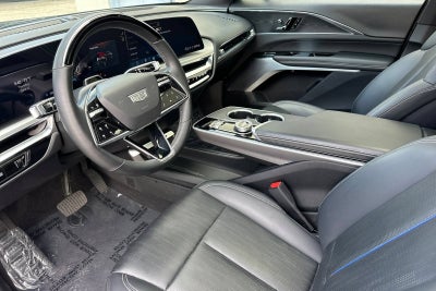 2024 Cadillac LYRIQ Sport 2