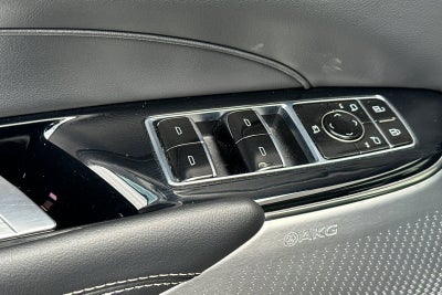 2024 Cadillac LYRIQ Sport 2