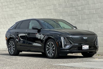2024 Cadillac LYRIQ Sport 2