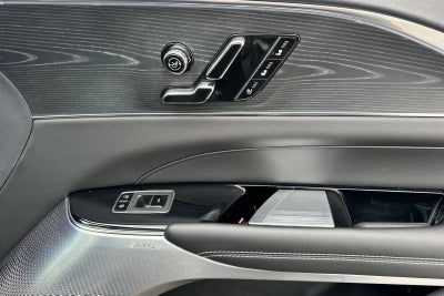2024 Cadillac LYRIQ Sport 2