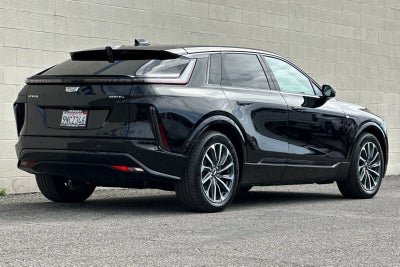 2024 Cadillac LYRIQ Sport 2