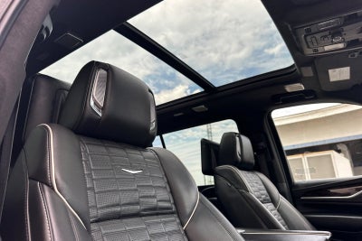 2023 Cadillac Escalade ESV Sport Platinum