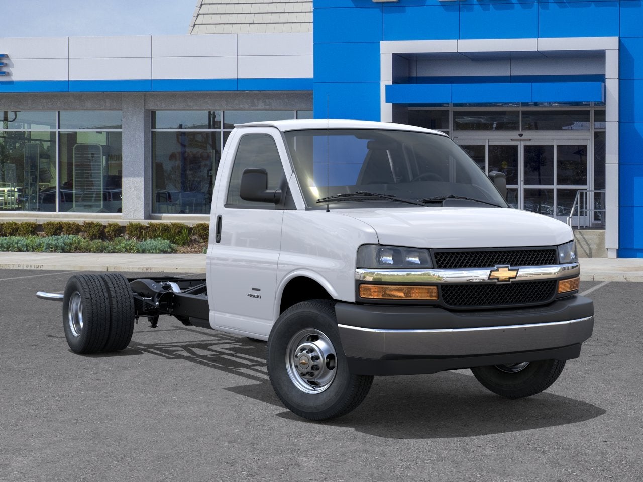 2026 Chevrolet Express Cutaway 3500 1WT