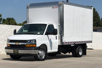 2026 Chevrolet Express Cutaway 3500 1WT