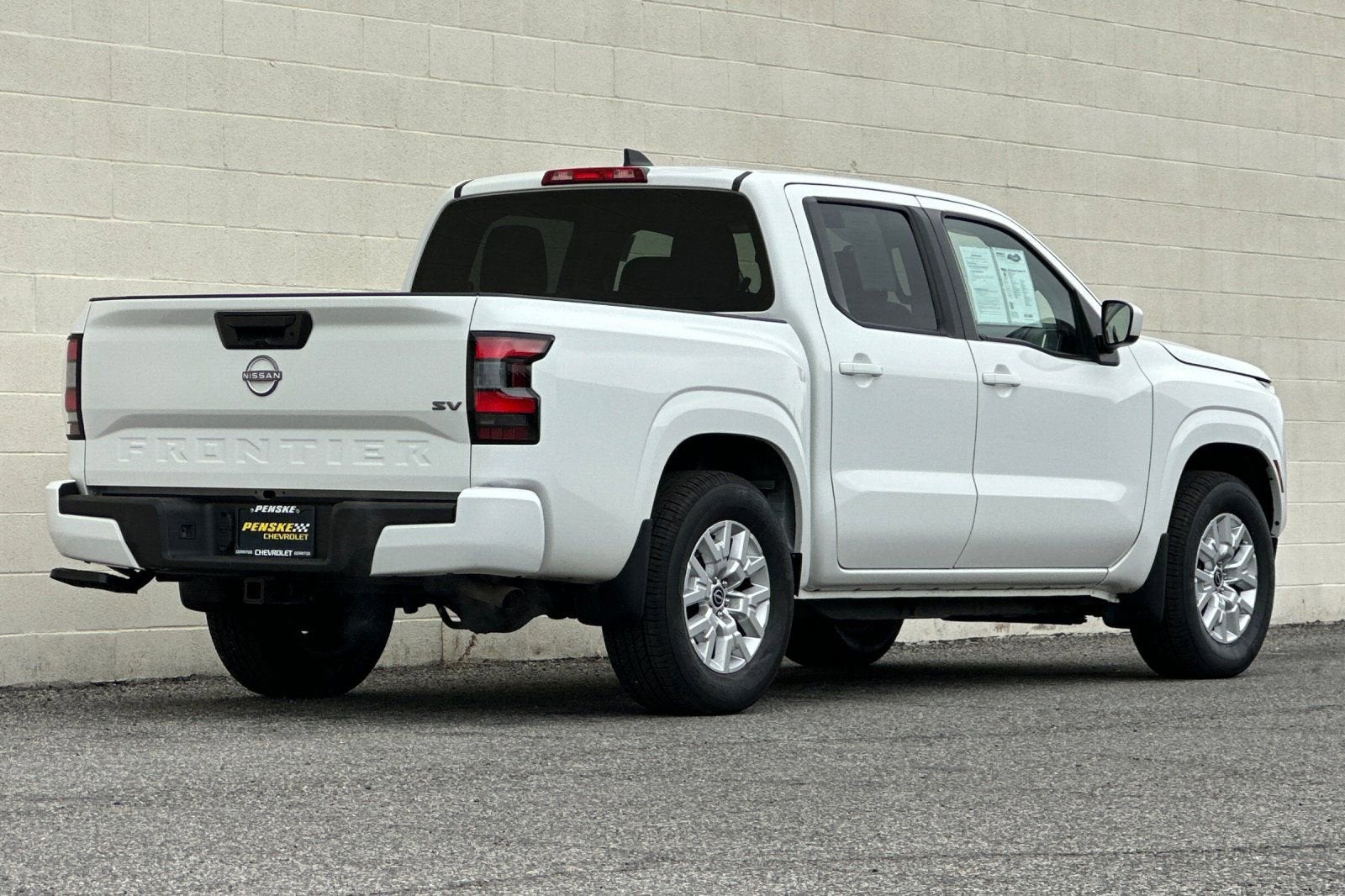 2023 Nissan Frontier SV