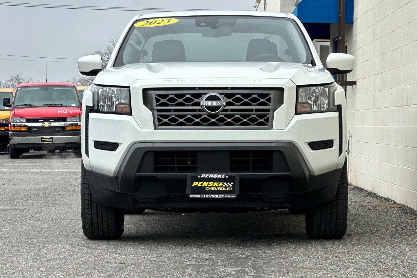 2023 Nissan Frontier SV