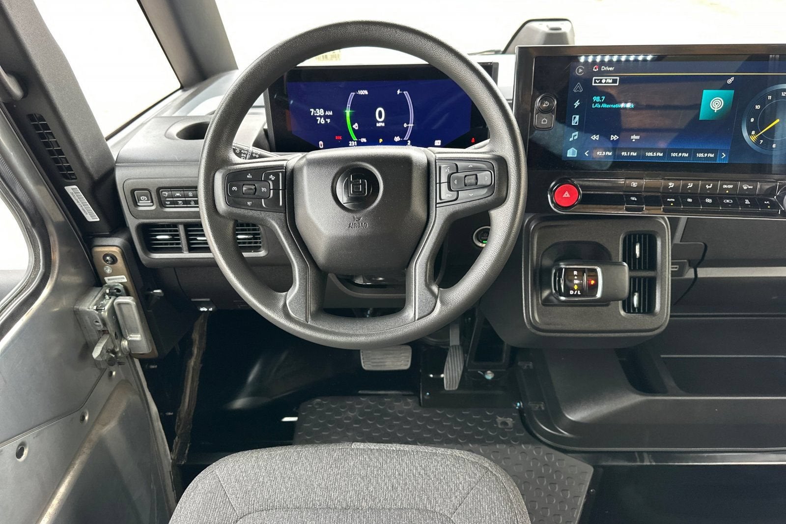 2023 BrightDrop Zevo 600 EJY