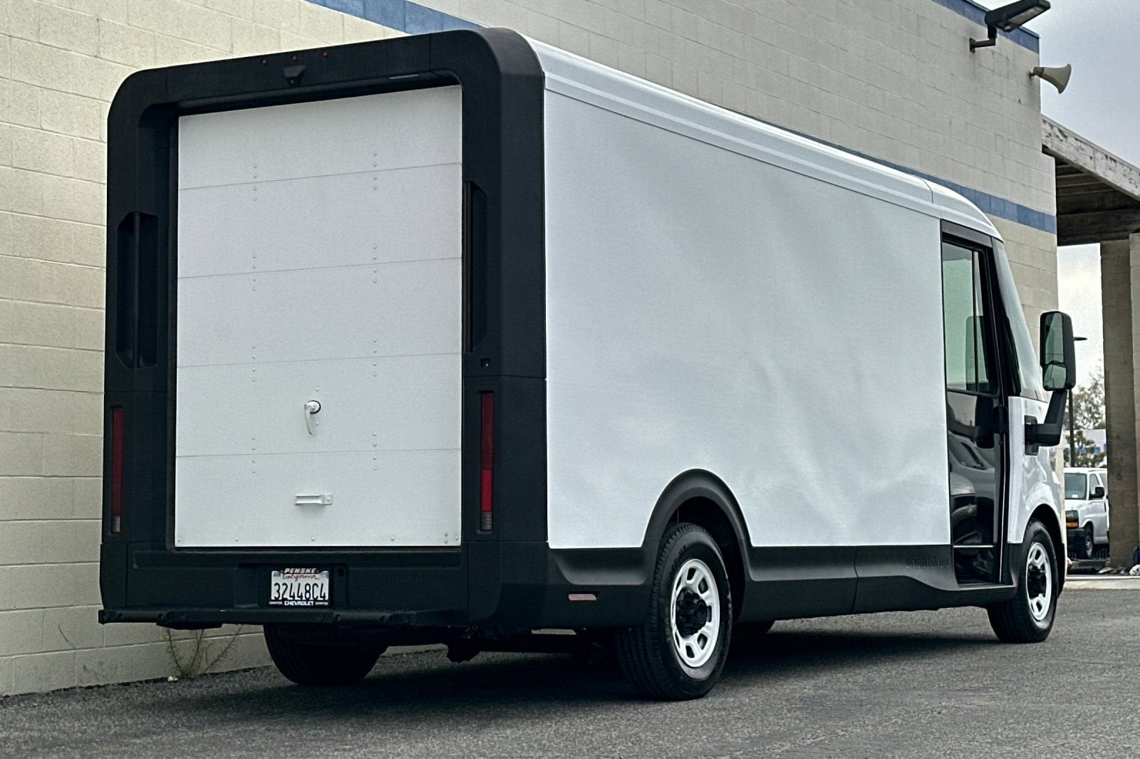 2023 BrightDrop Zevo 600 EJY