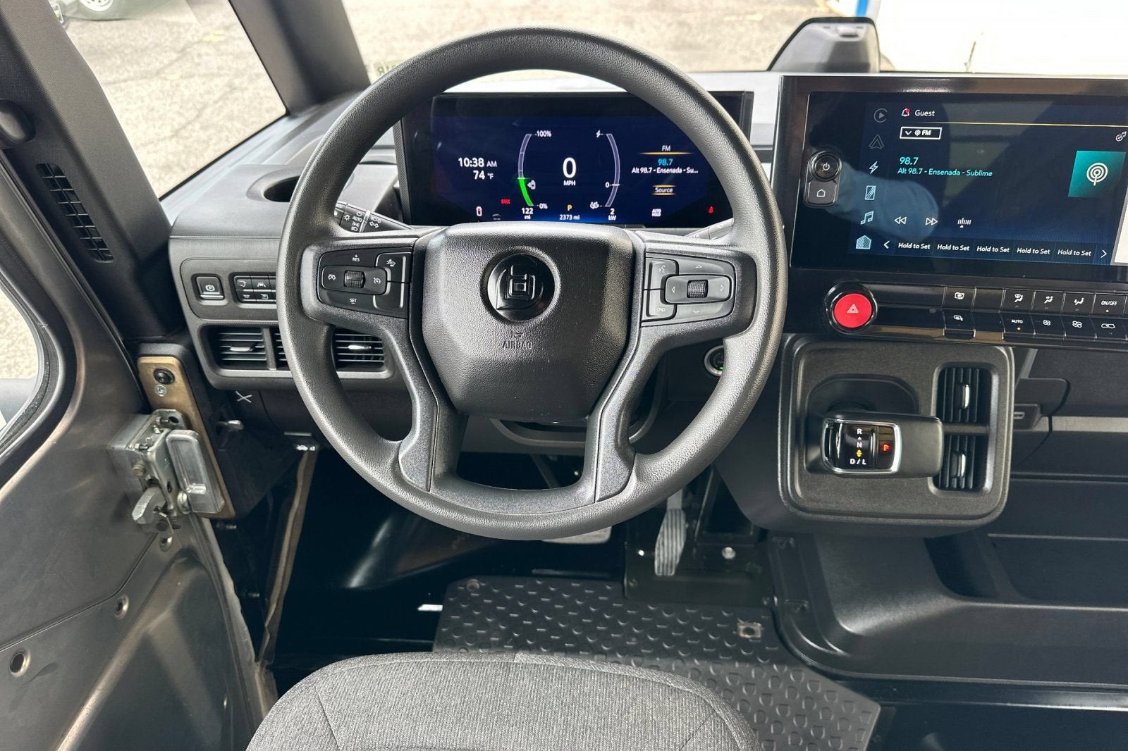 2023 BrightDrop Zevo 600 EJY