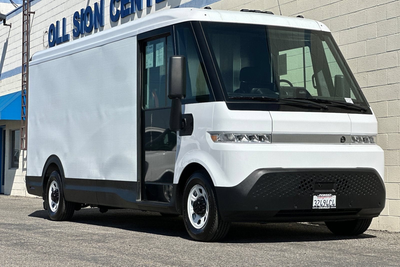 2023 BrightDrop Zevo 600 EJY