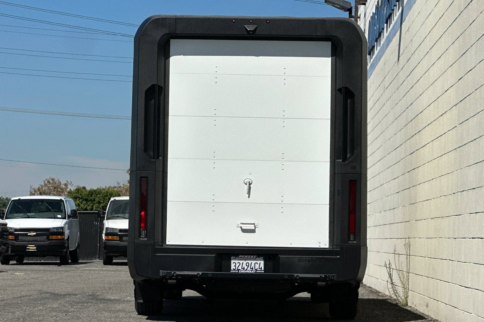 2023 BrightDrop Zevo 600 EJY