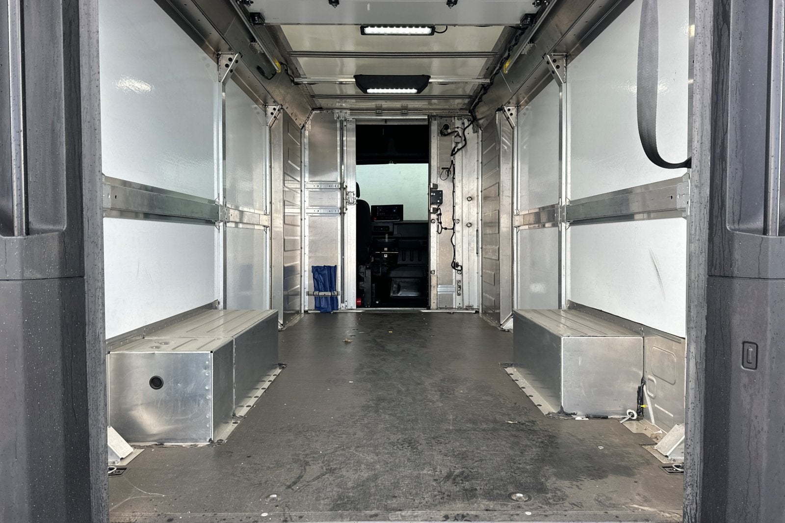 2024 BrightDrop Zevo 600 EJY