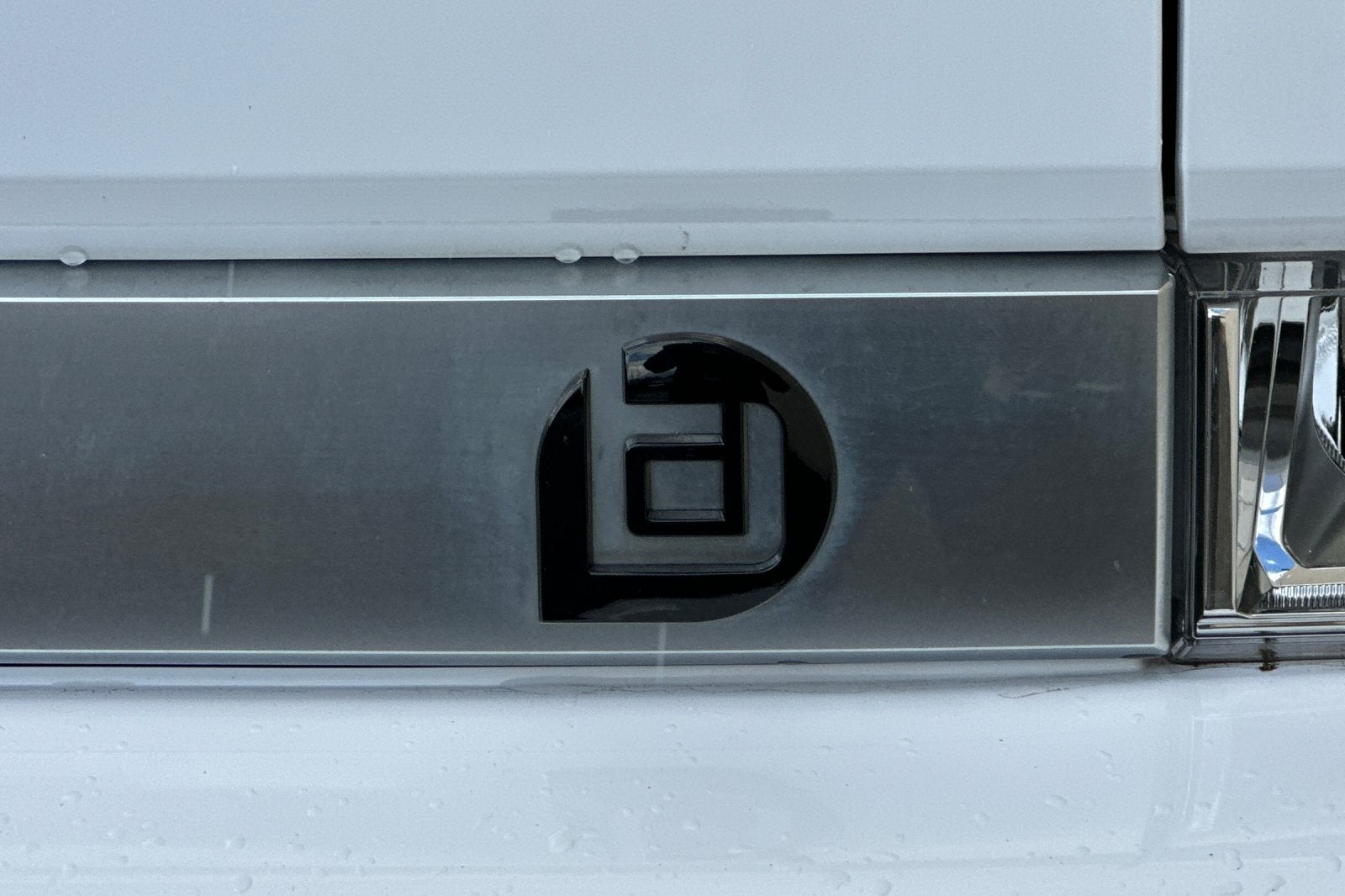 2024 BrightDrop Zevo 600 EJY