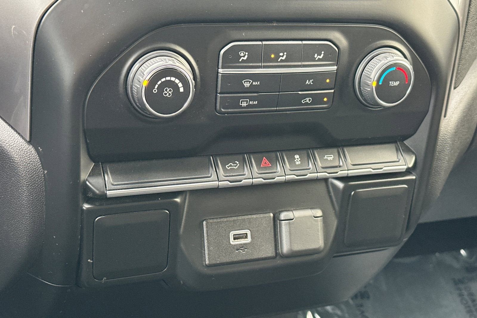 2020 Chevrolet Silverado 1500 Custom