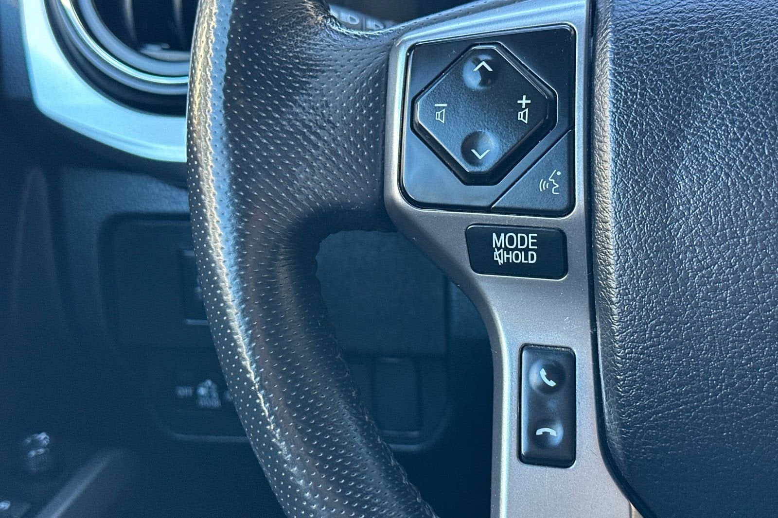 2021 Toyota Tacoma 2WD SR5