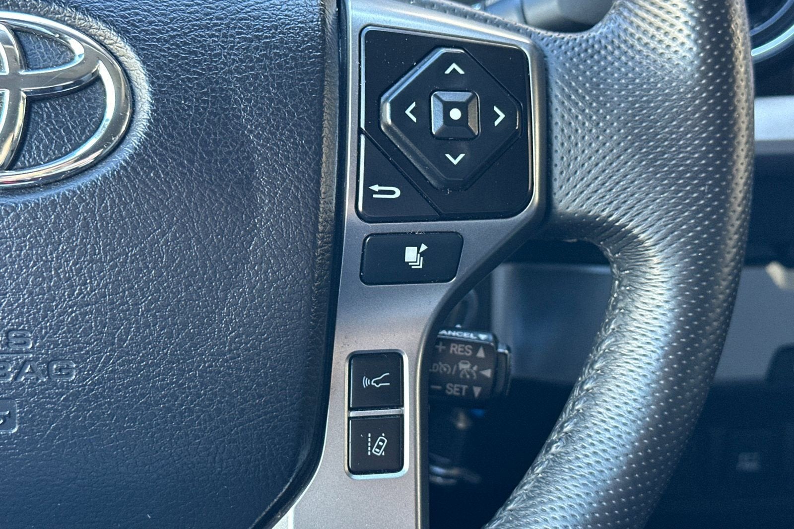 2021 Toyota Tacoma 2WD SR5