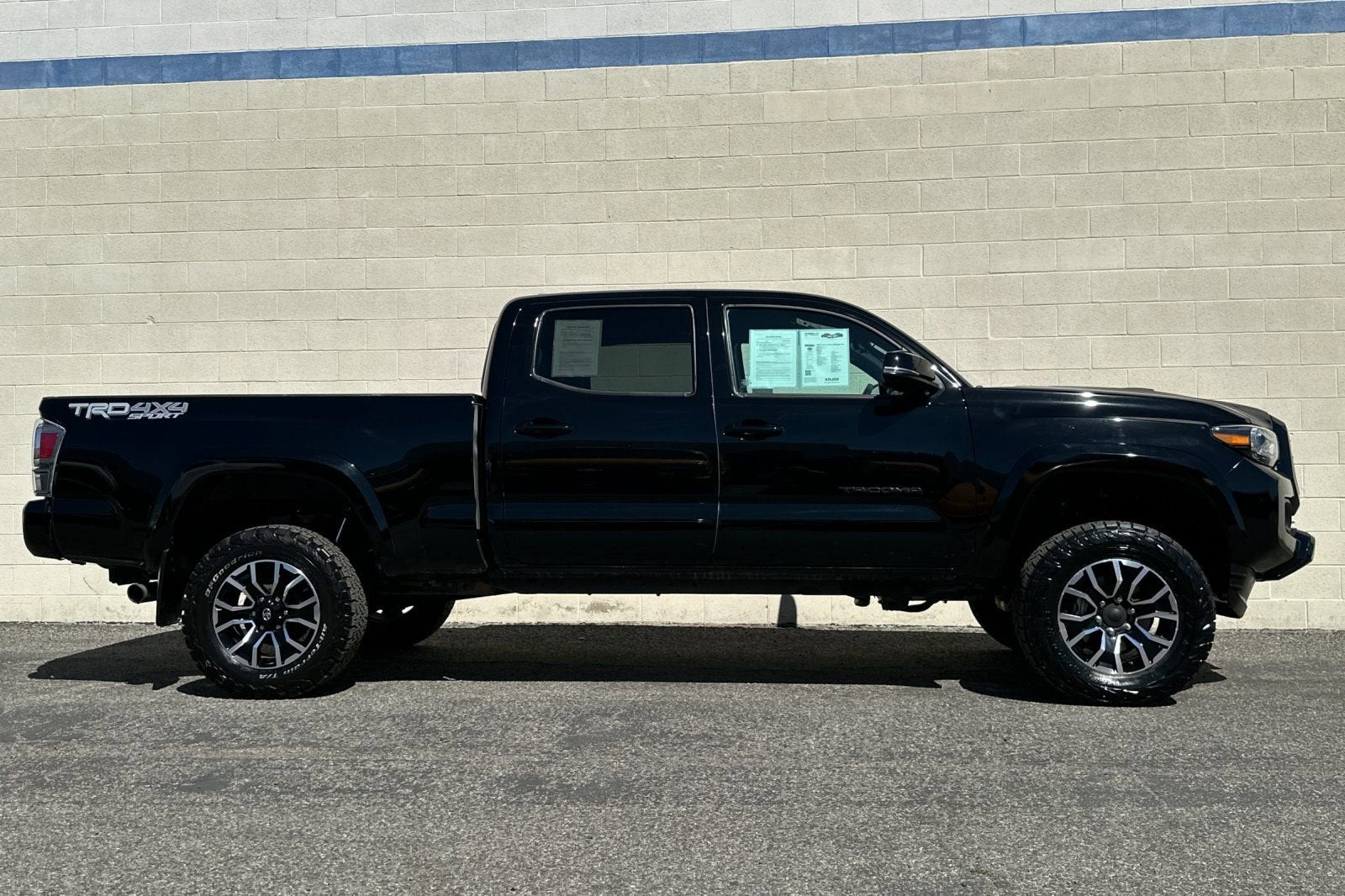 2023 Toyota Tacoma 4WD SR5