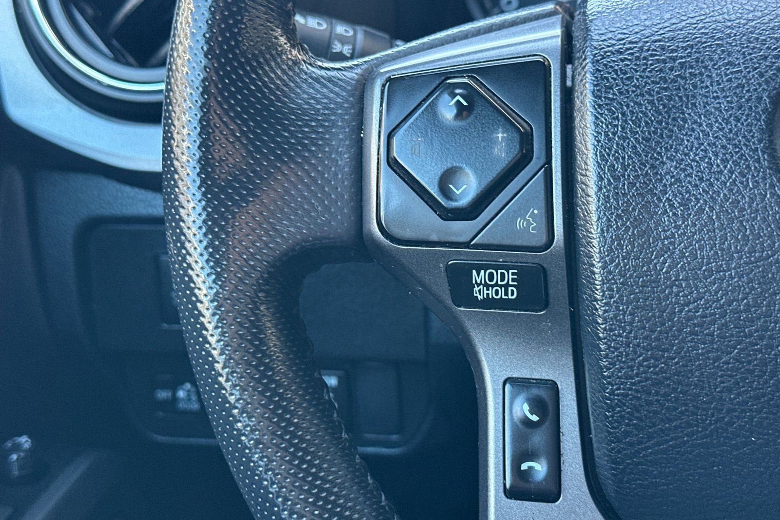 2023 Toyota Tacoma 4WD SR5