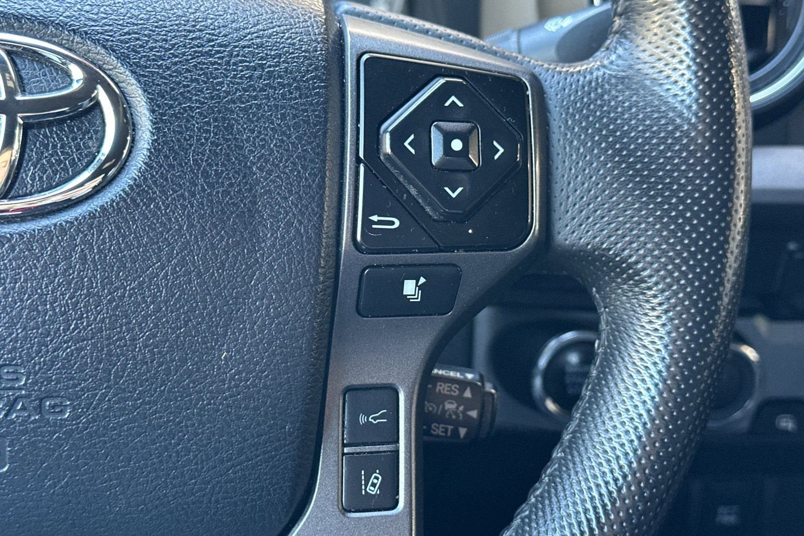 2023 Toyota Tacoma 4WD SR5