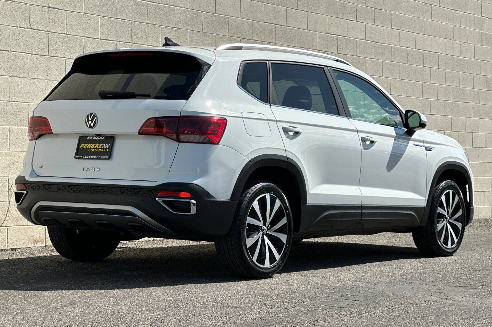 2022 Volkswagen Taos SE