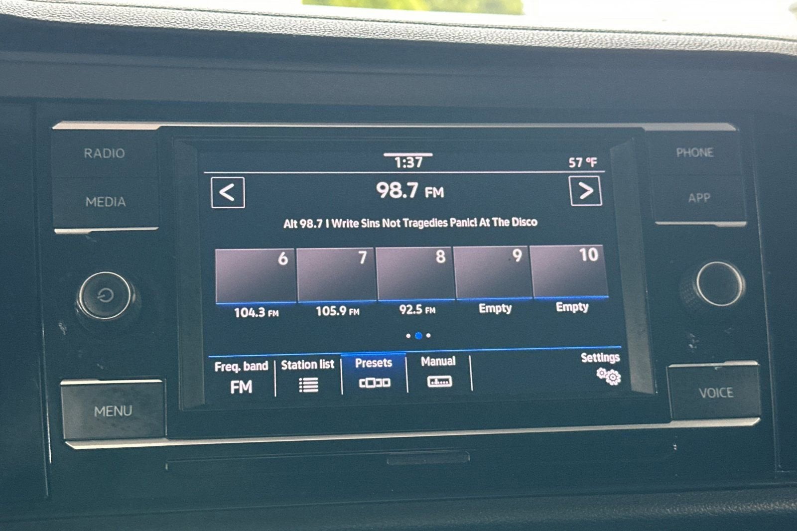 2023 Volkswagen Jetta S