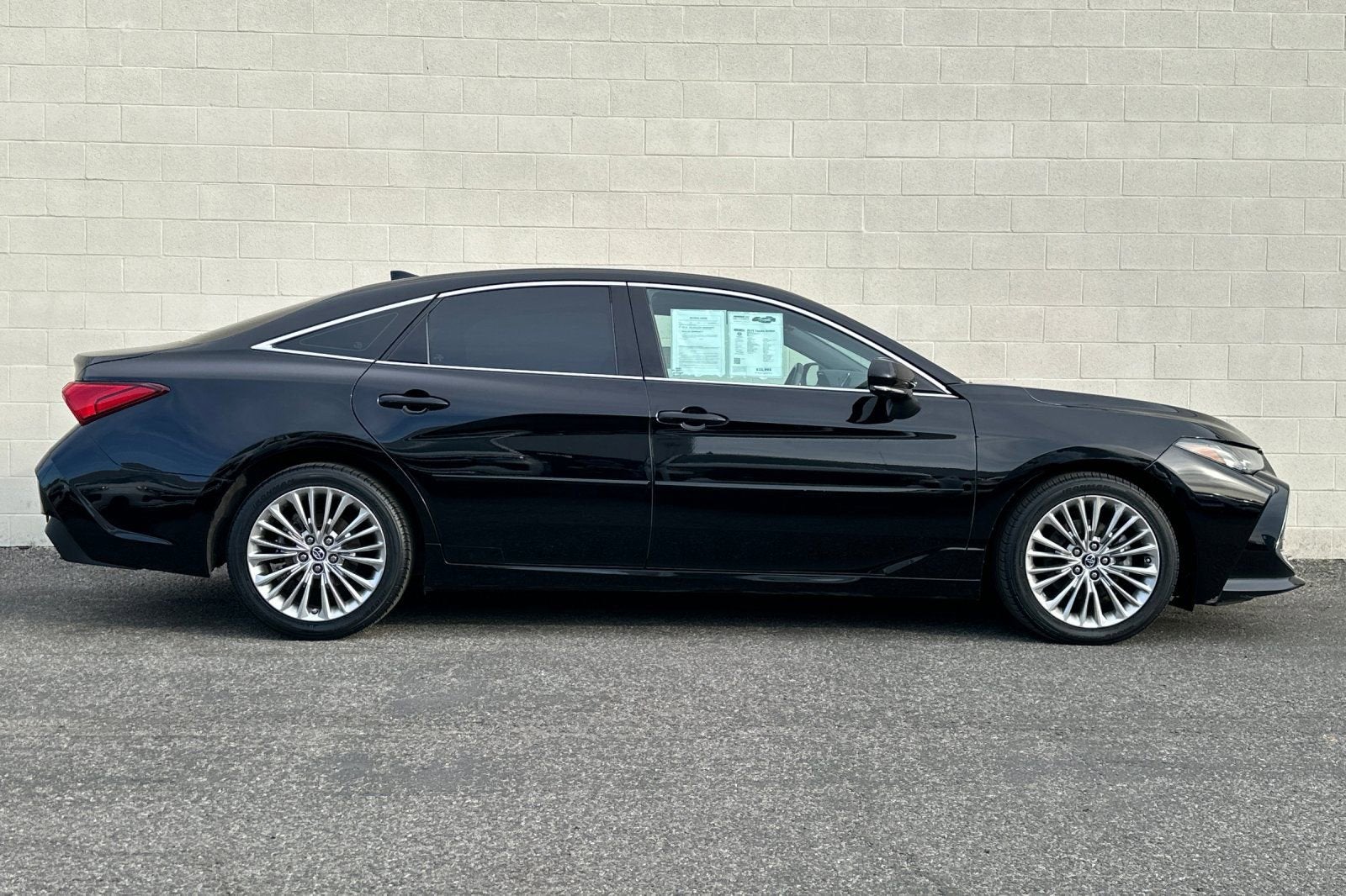 2019 Toyota Avalon XLE