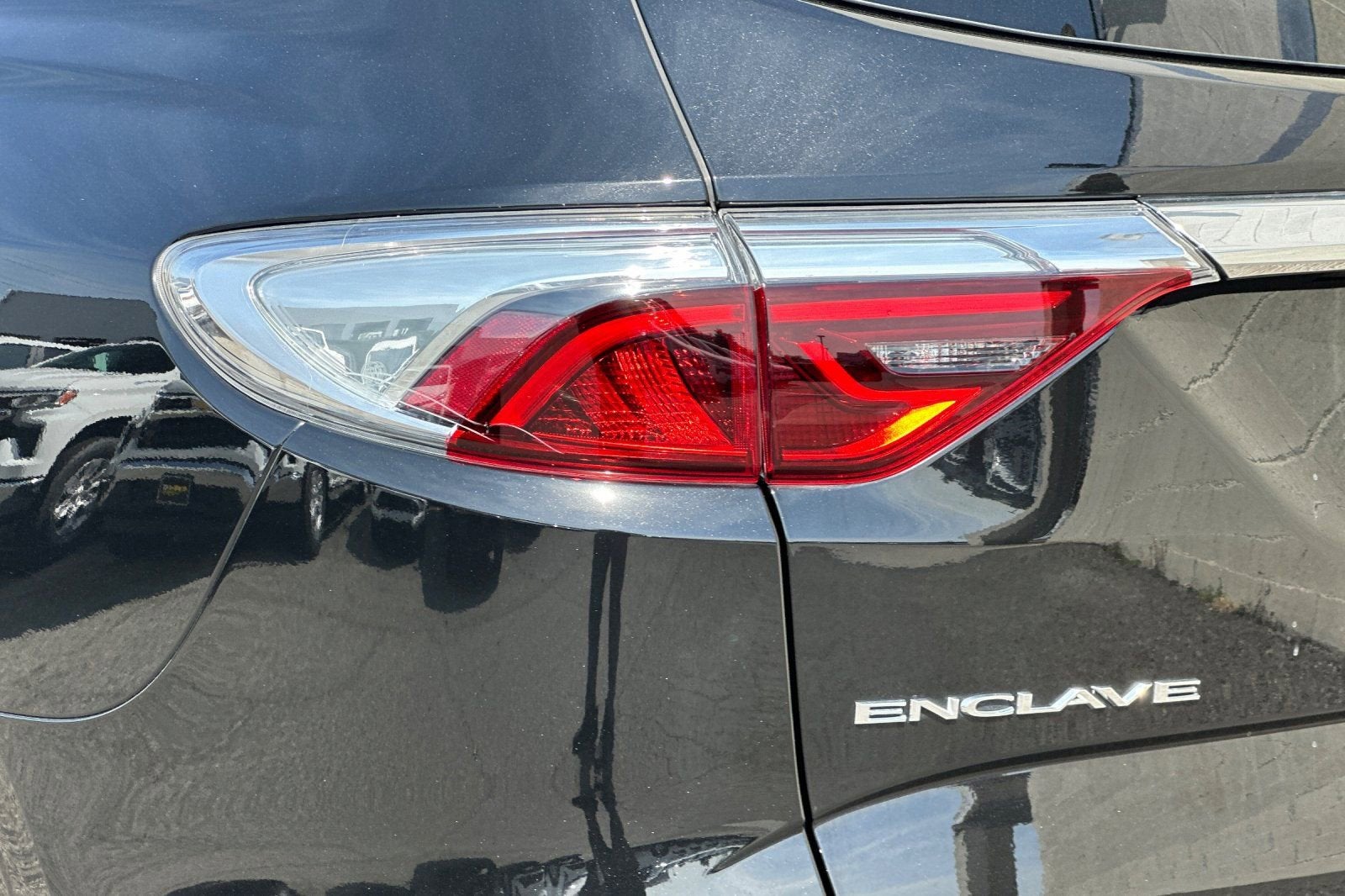 2023 Buick Enclave Essence