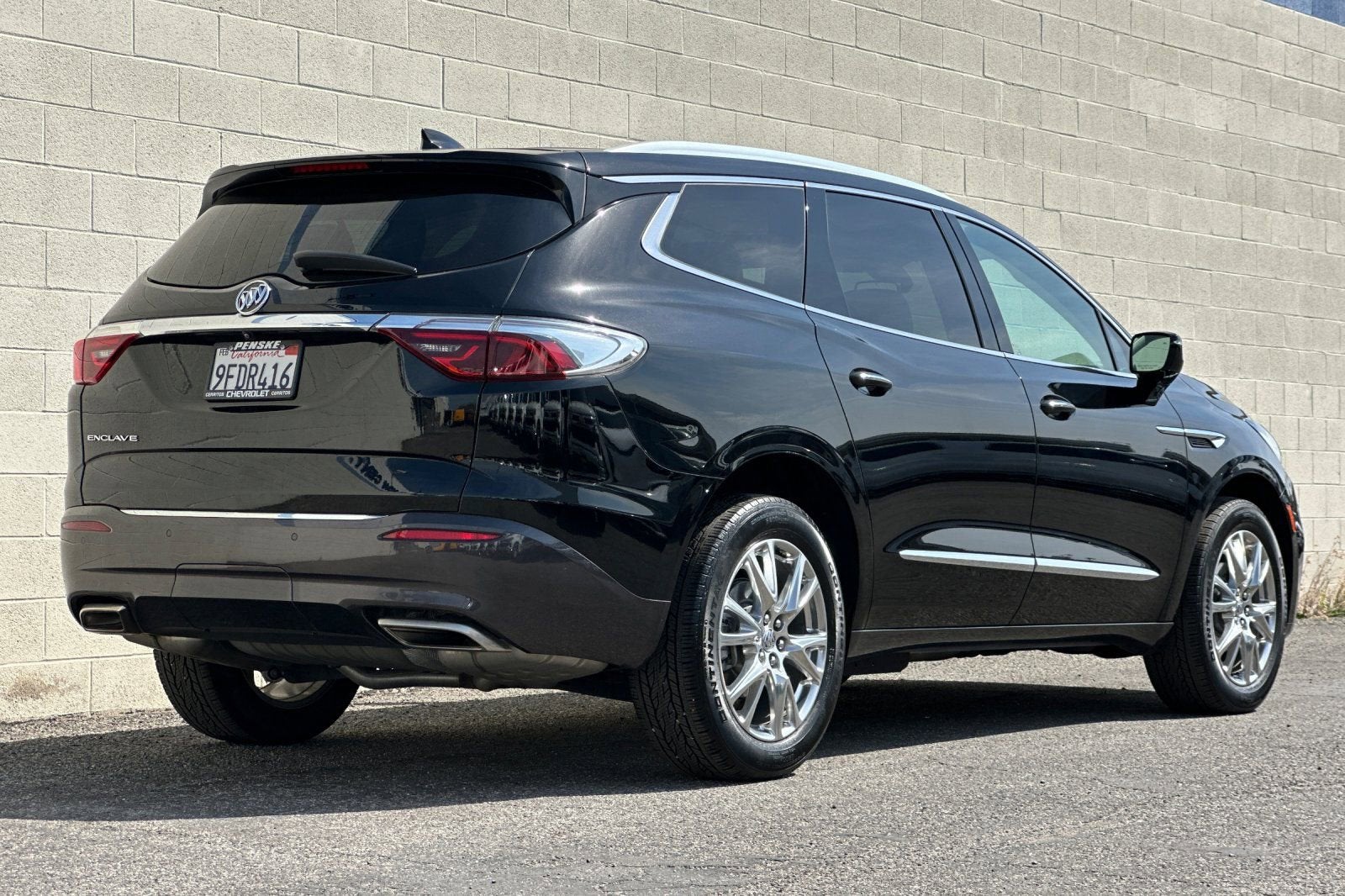 2023 Buick Enclave Essence