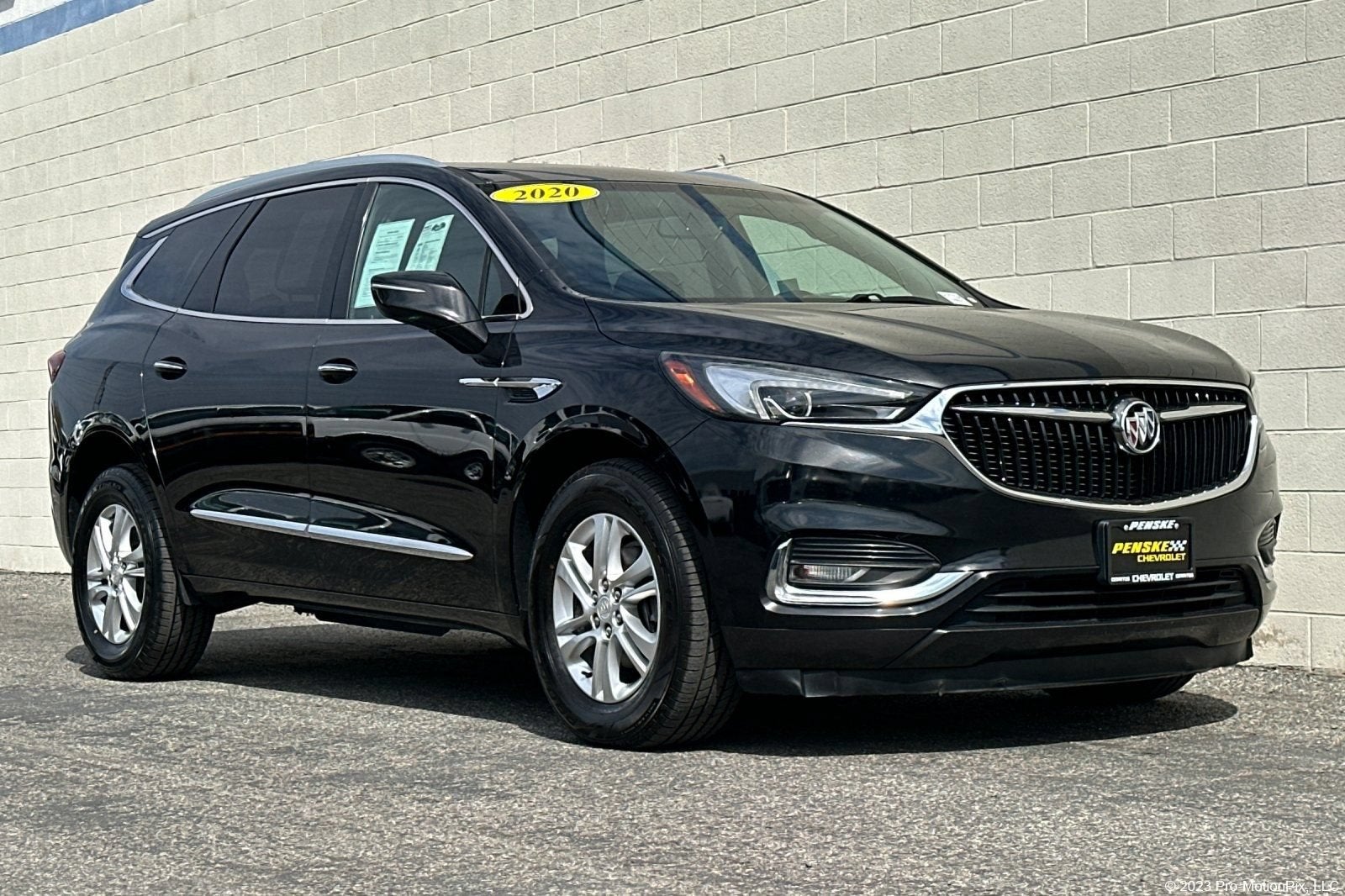 2020 Buick Enclave Essence
