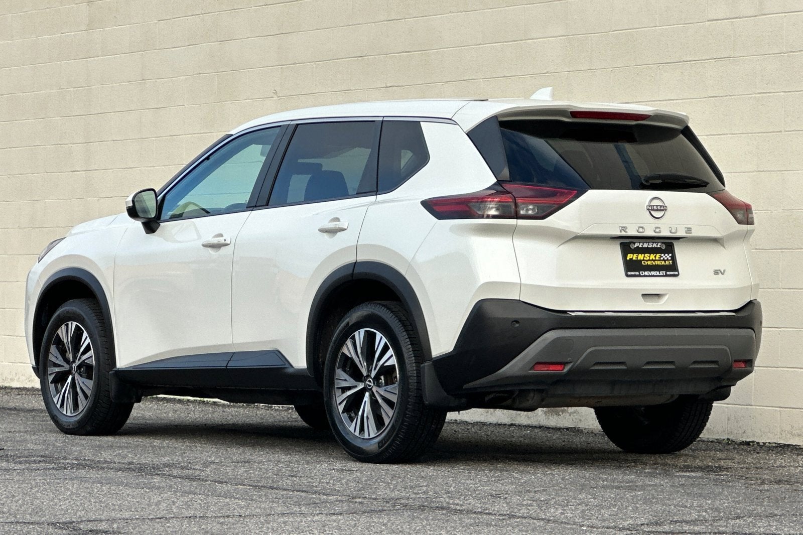 2022 Nissan Rogue SV