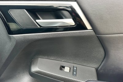 2023 Mitsubishi Outlander PHEV SE