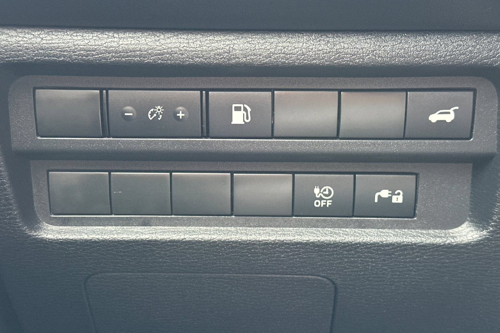 2023 Mitsubishi Outlander PHEV SE