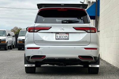 2023 Mitsubishi Outlander PHEV SE