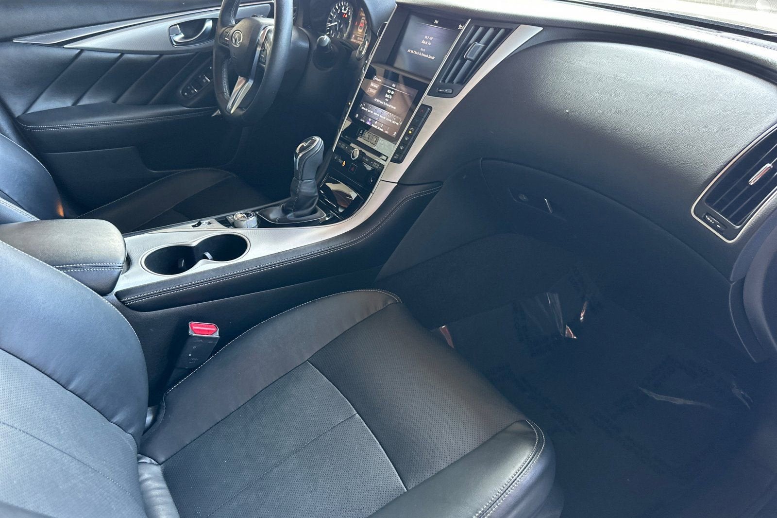 2023 INFINITI Q50 LUXE