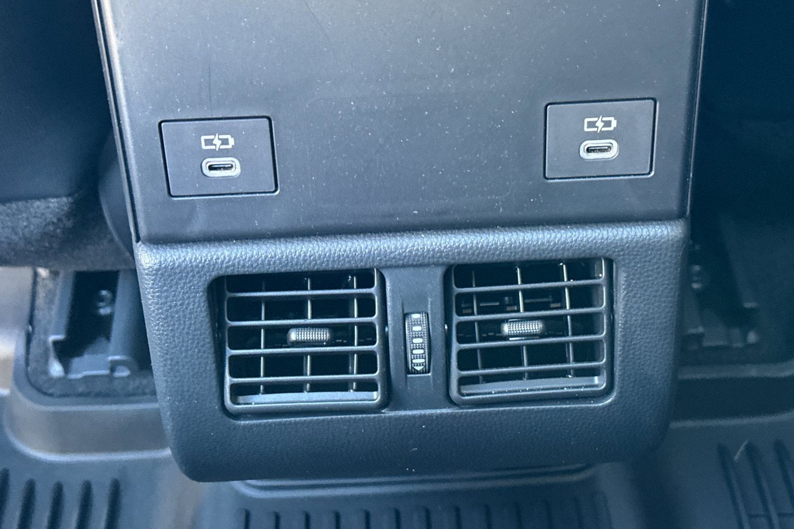 2025 Toyota bZ4X XLE