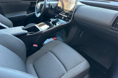 2025 Toyota bZ4X XLE