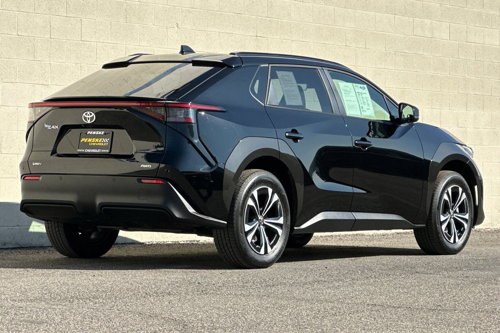 2025 Toyota bZ4X XLE