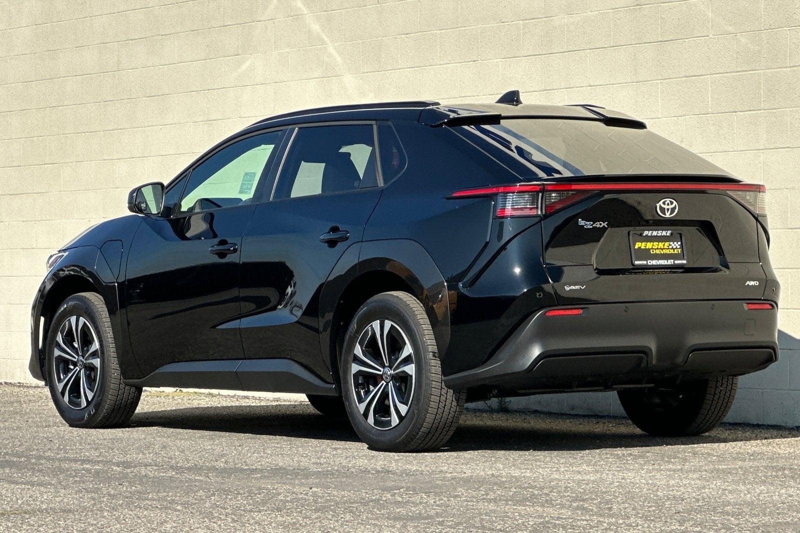 2025 Toyota bZ4X XLE