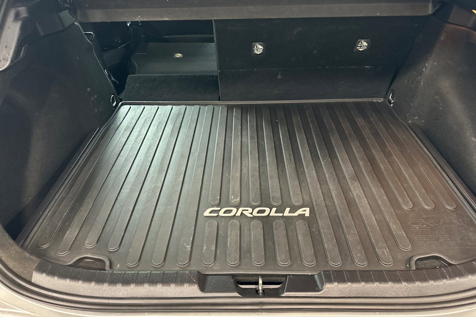 2023 Toyota Corolla Hatchback SE