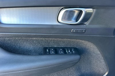 2021 Volvo XC40 Momentum
