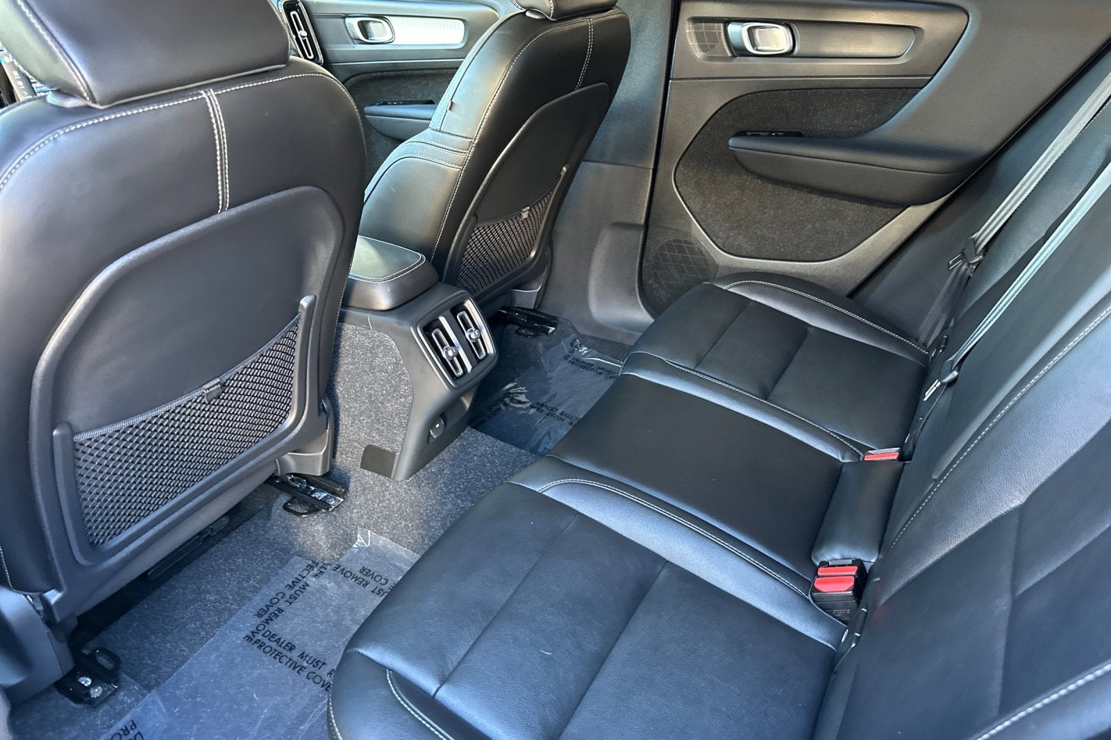 2021 Volvo XC40 Momentum