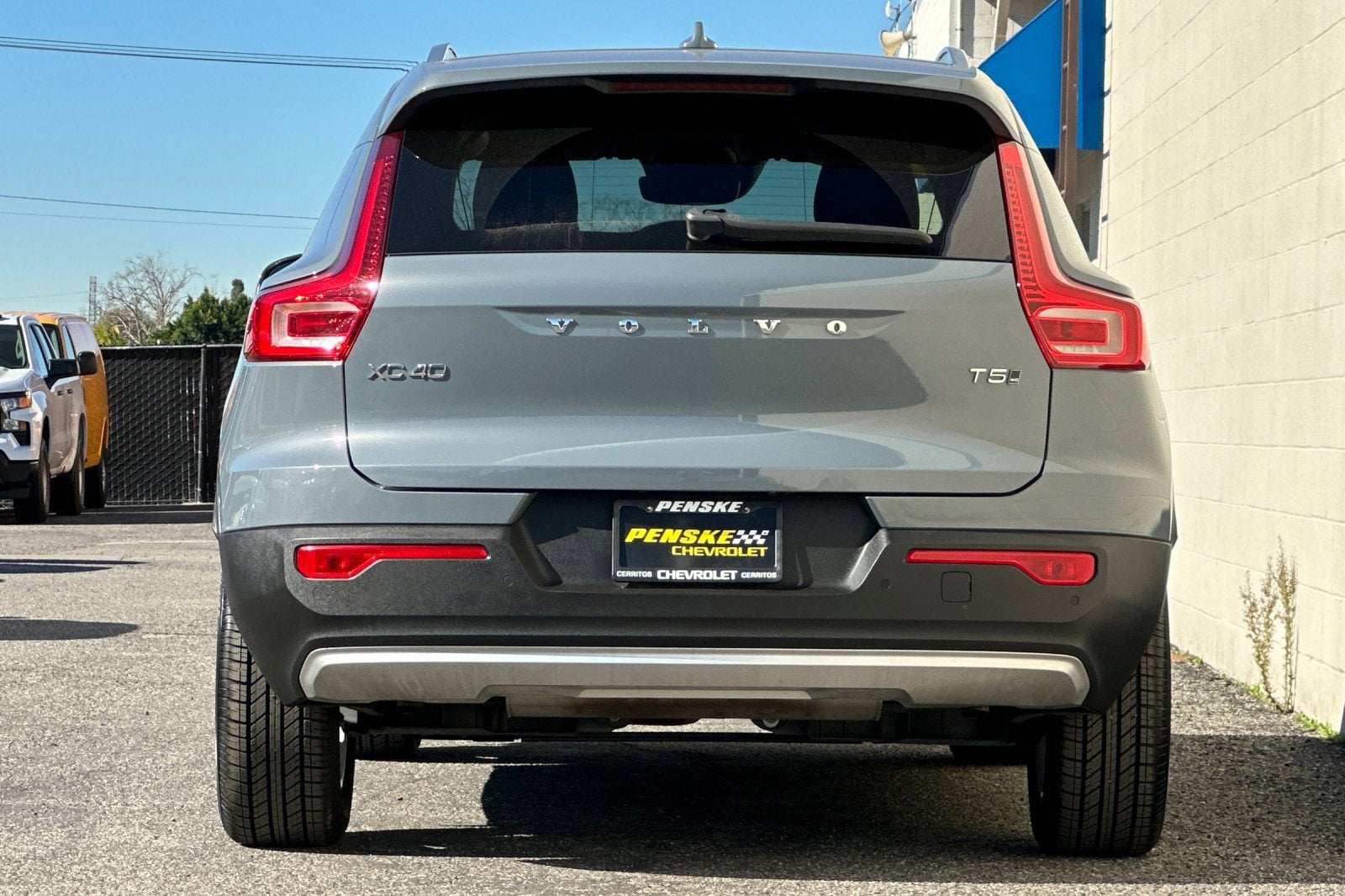 2021 Volvo XC40 Momentum