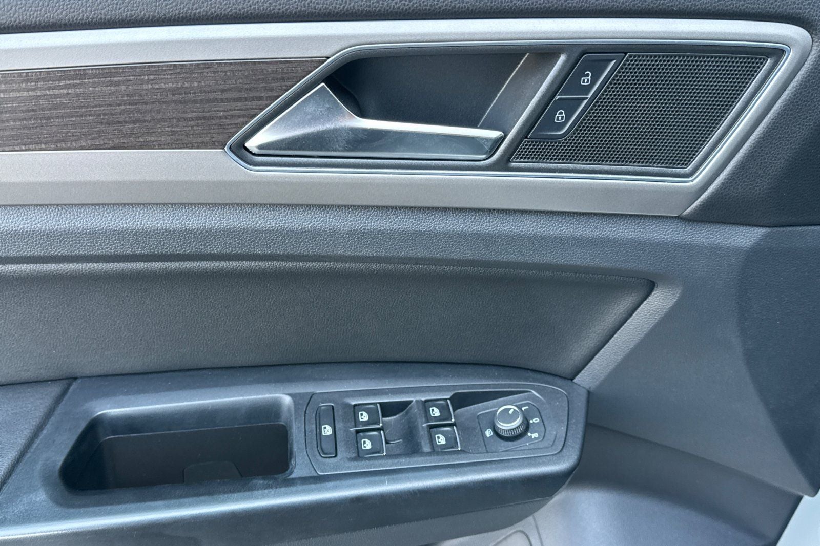 2019 Volkswagen Atlas 3.6L V6 SE R-Line